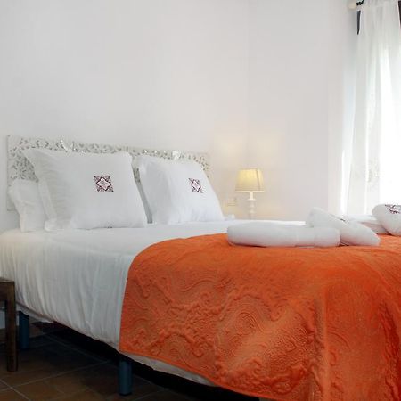 Apartamentos San Fernando 76 กอร์โดบา ภายนอก รูปภาพ