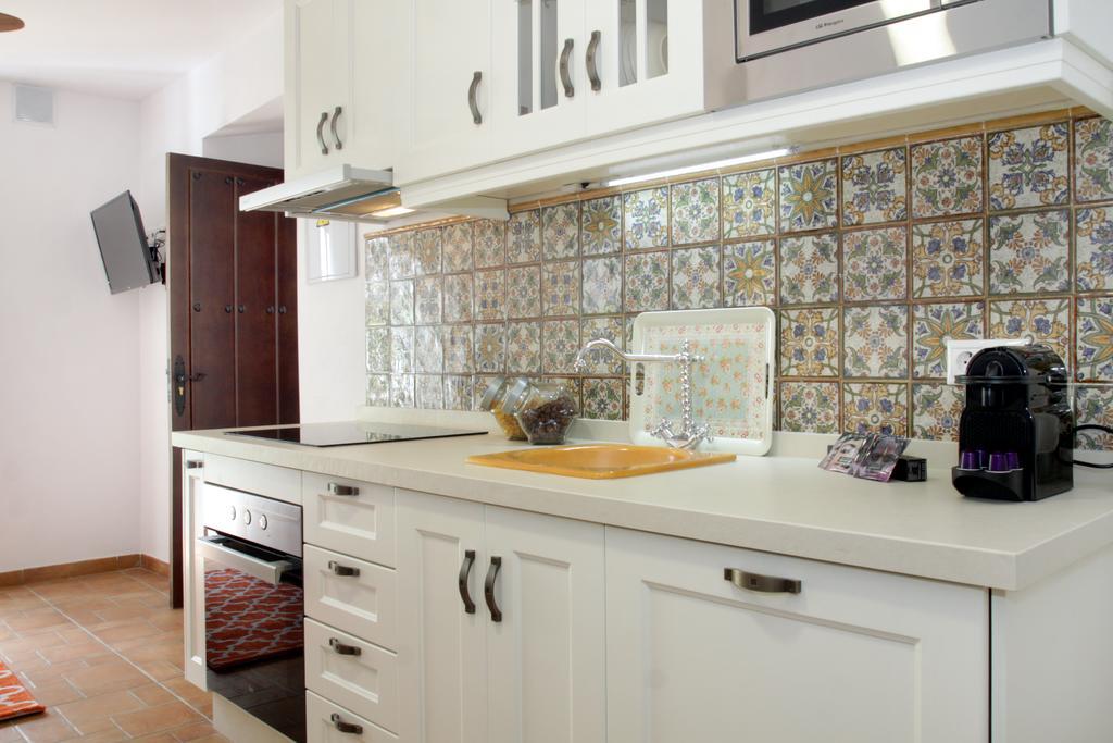 Apartamentos San Fernando 76 กอร์โดบา ภายนอก รูปภาพ