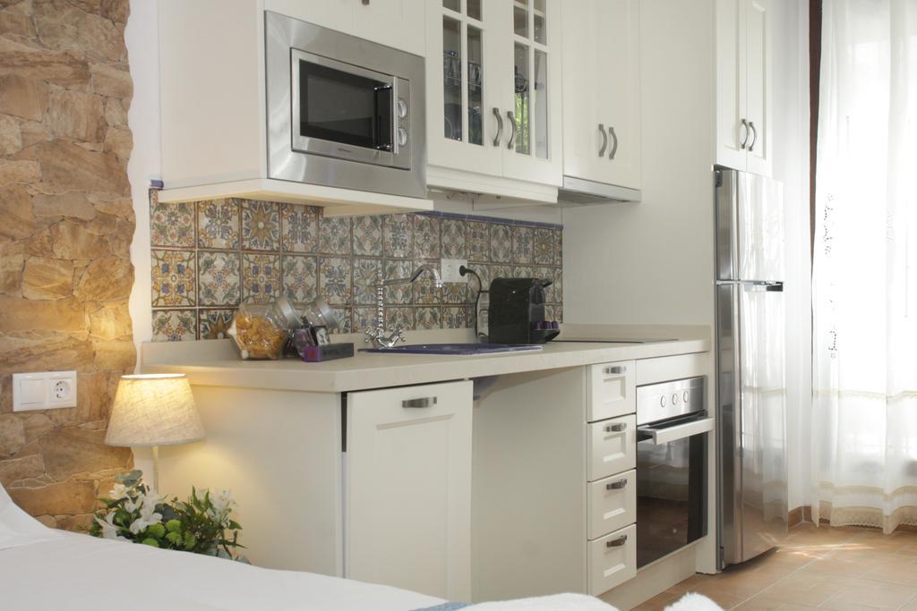 Apartamentos San Fernando 76 กอร์โดบา ภายนอก รูปภาพ